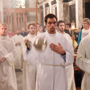 Grands servants de messe Grands servants de messe